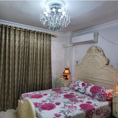 Elegant Apartment In Sheraton Heliopolis Cairo Exterior photo
